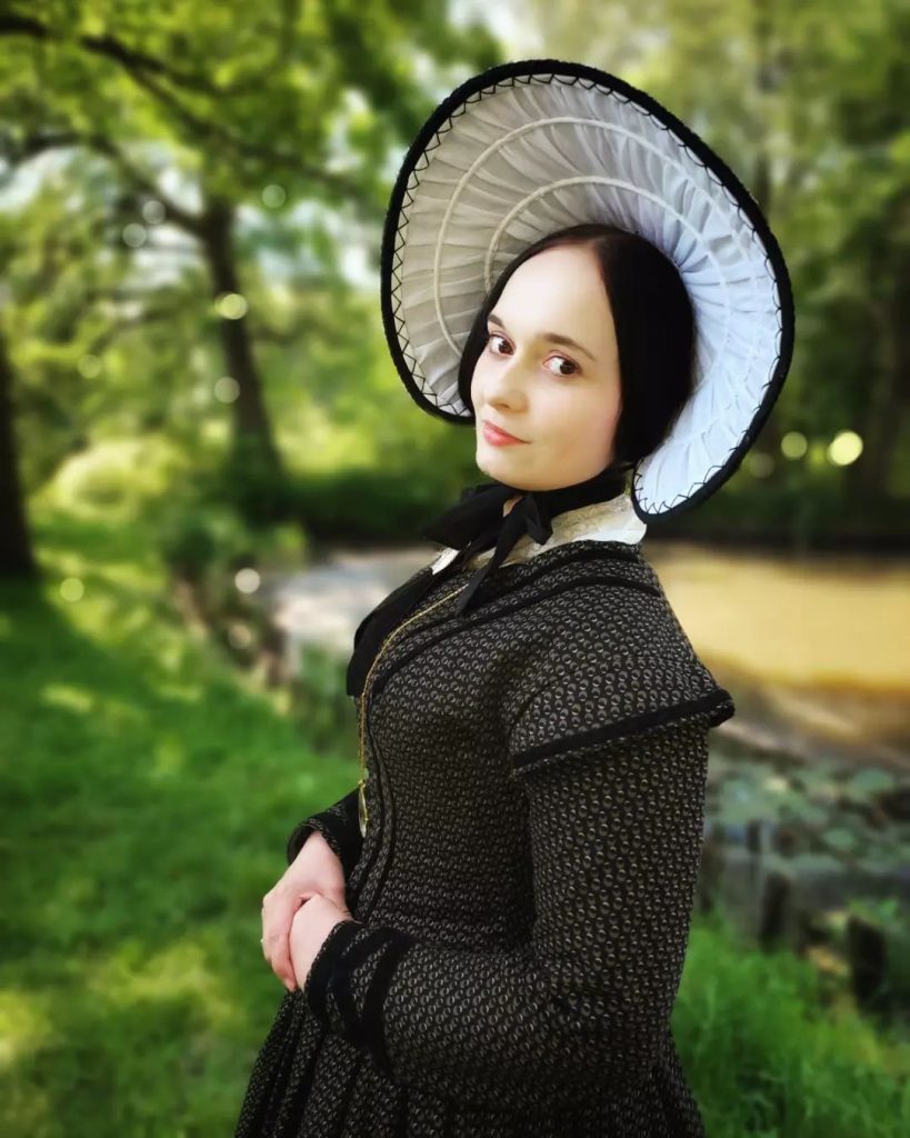 Governess’s dress, 1854